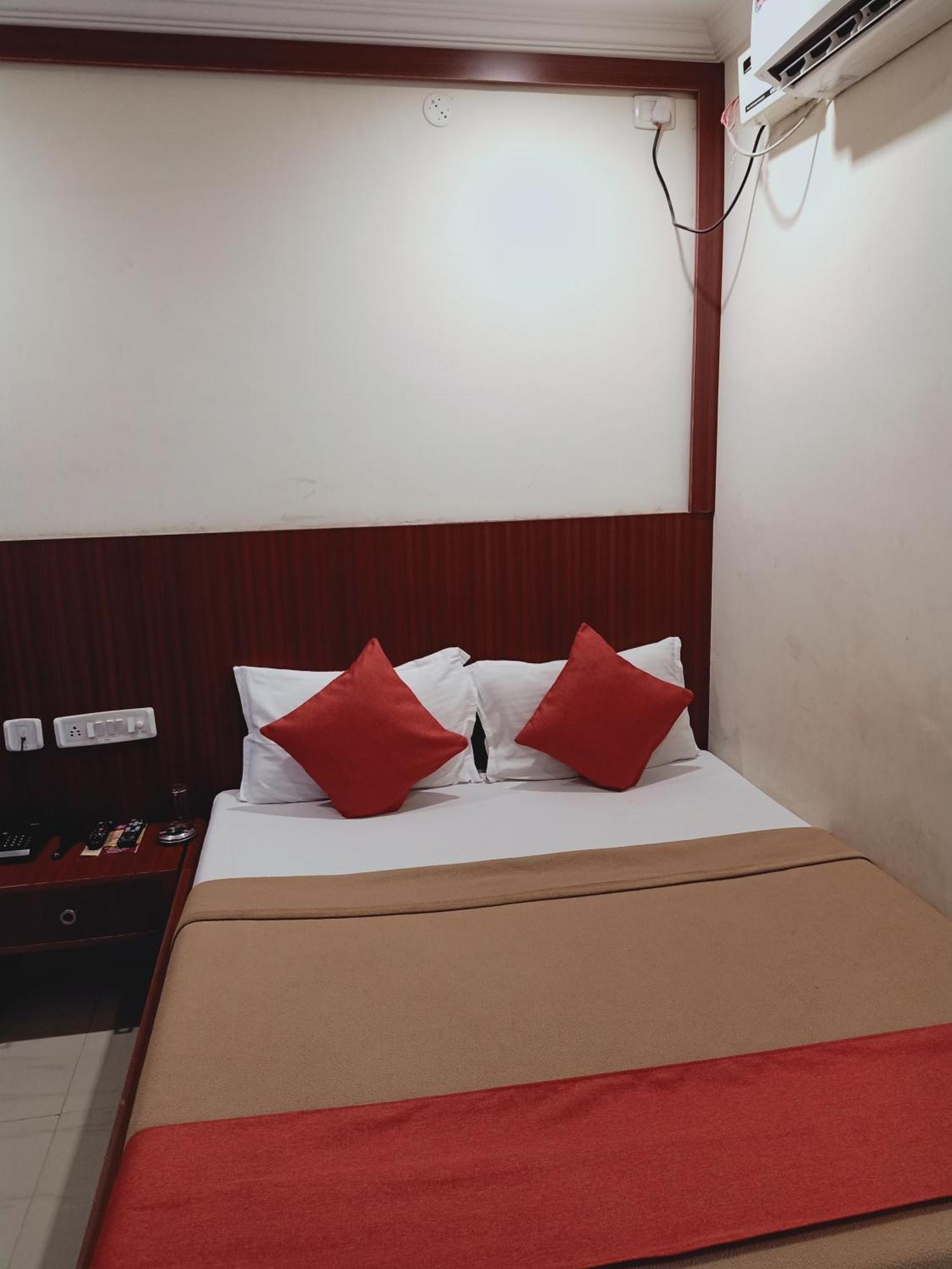 Hotel Neem Tree Hyderabad Airport Shamshabad Exterior foto