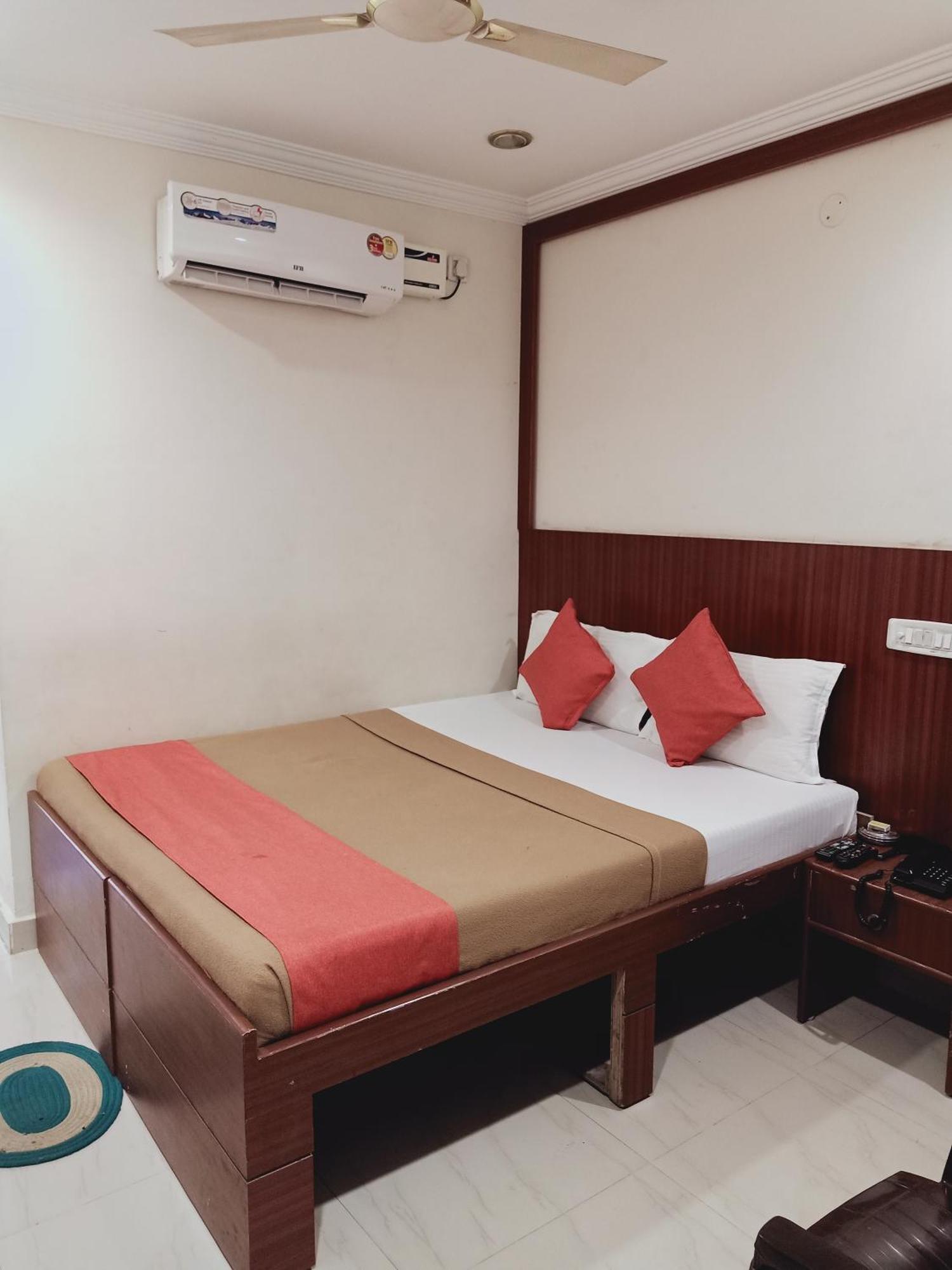 Hotel Neem Tree Hyderabad Airport Shamshabad Exterior foto
